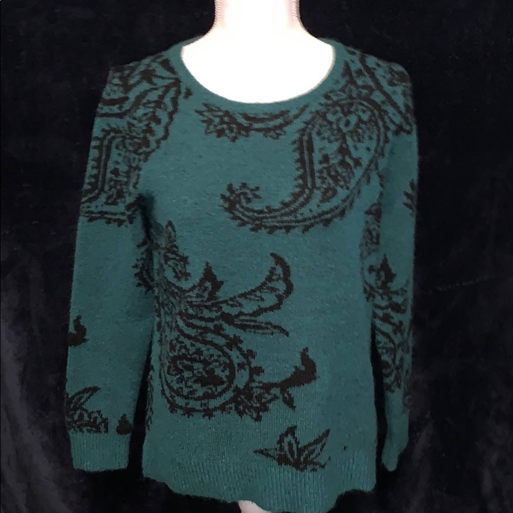 Liz Claiborne Green Paisley design sweater NWT